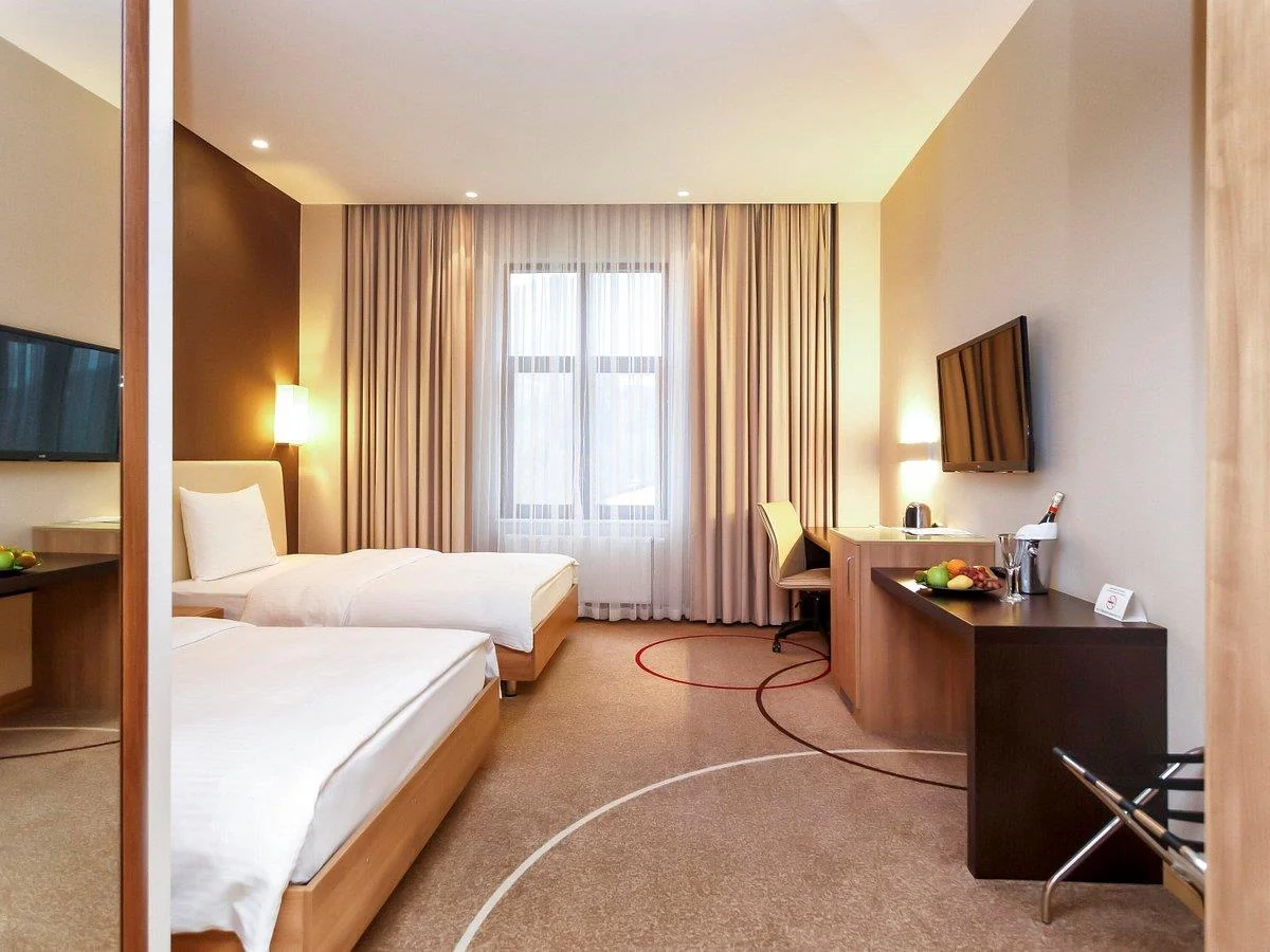 Suite Superior Privilege Twin — Panorama by Mercure, фото 3